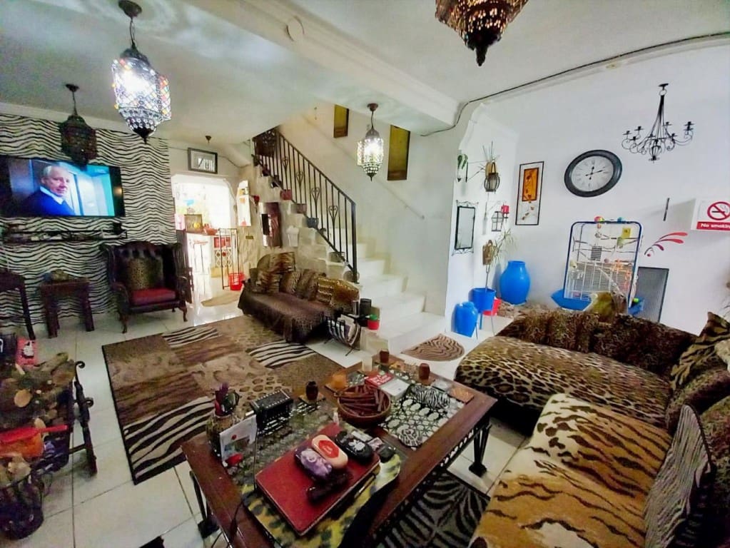 3 soverom Hus til salgs i Castillo de Locubin med svømmebasseng - € 110 000 (Ref: 9428764)