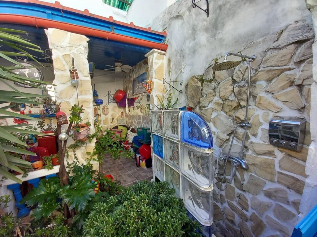 3 soverom Hus til salgs i Castillo de Locubin med svømmebasseng - € 110 000 (Ref: 9428764)