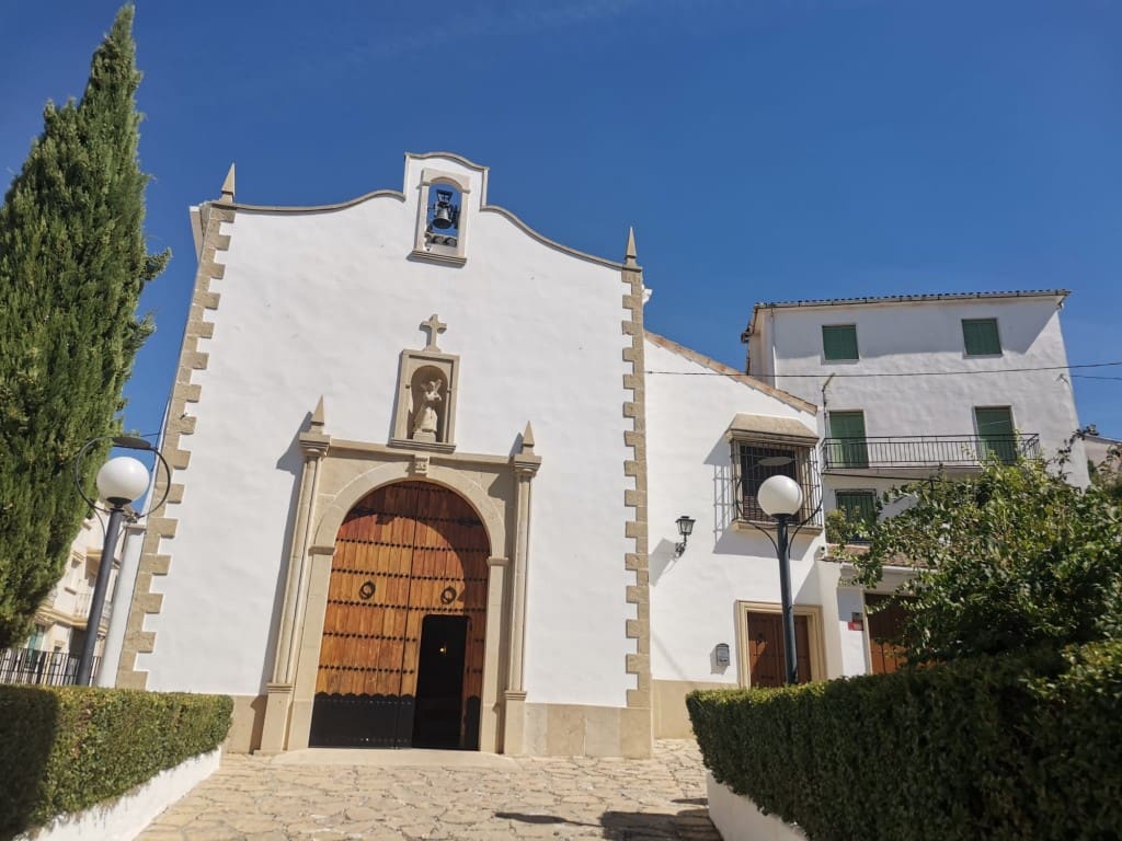 3 soverom Hus til salgs i Castillo de Locubin med svømmebasseng - € 42 000 (Ref: 9431937)