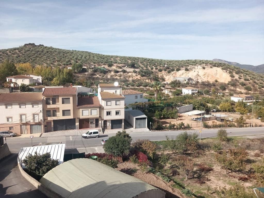 3 soverom Hus til salgs i Castillo de Locubin med svømmebasseng - € 42 000 (Ref: 9431937)