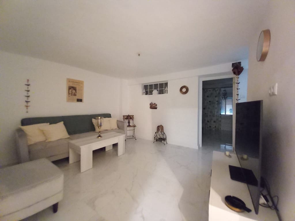 3 sovrum Hus till salu i Martos med pool - 58 000 € (Ref: 9436137)