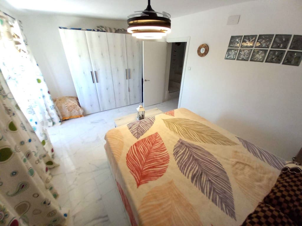 3 sovrum Hus till salu i Martos med pool - 58 000 € (Ref: 9436137)