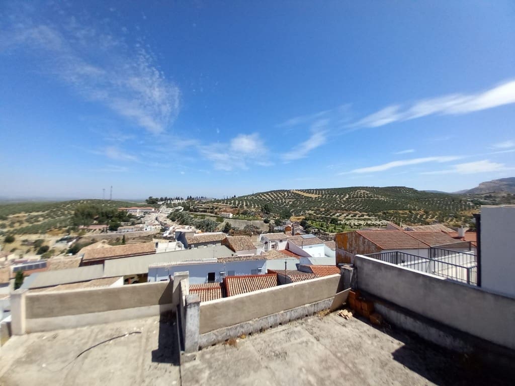 3 sovrum Hus till salu i Martos med pool - 58 000 € (Ref: 9436137)