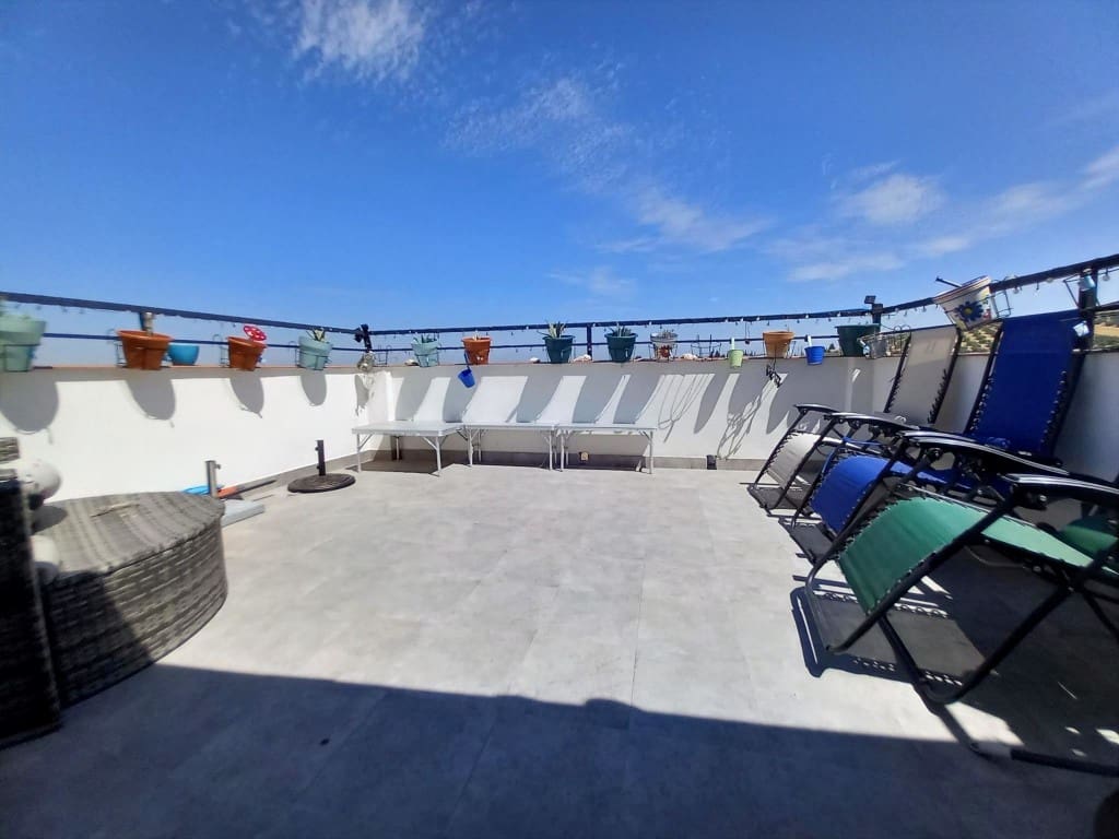 3 sovrum Hus till salu i Martos med pool - 58 000 € (Ref: 9436137)