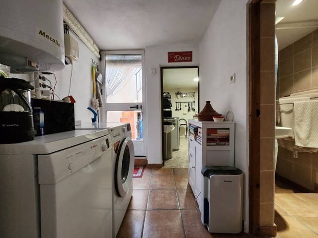 3 soverom Hus til salgs i Luque med svømmebasseng - € 89 000 (Ref: 9440006)