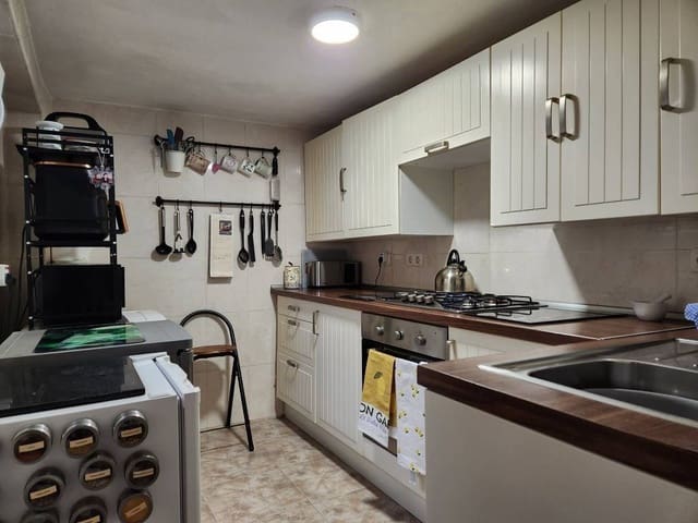 3 soverom Hus til salgs i Luque med svømmebasseng - € 89 000 (Ref: 9440006)