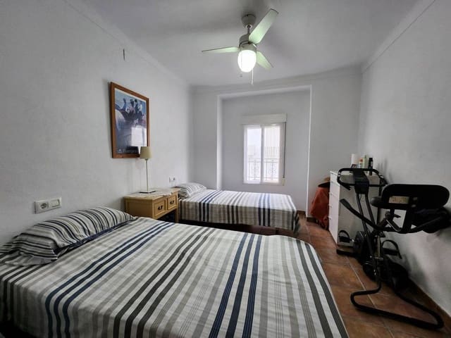 3 soverom Hus til salgs i Luque med svømmebasseng - € 89 000 (Ref: 9440006)