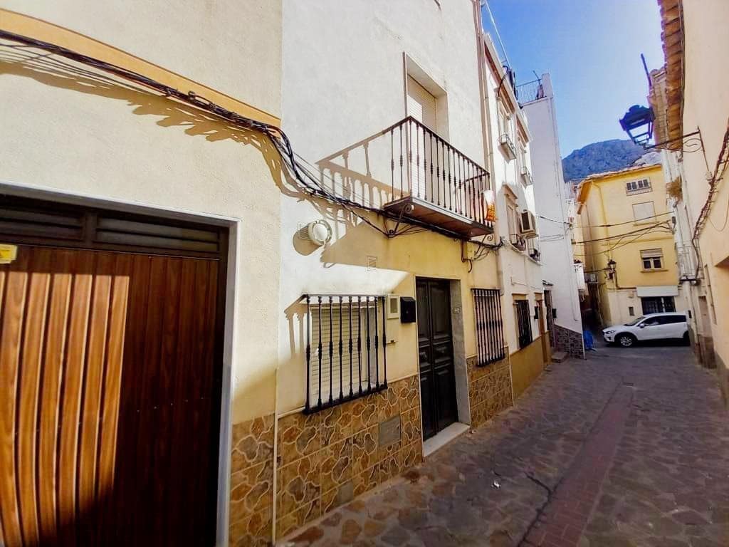 2 quarto Casa em Banda para venda em Martos - 39 500 € (Ref: 9458434)