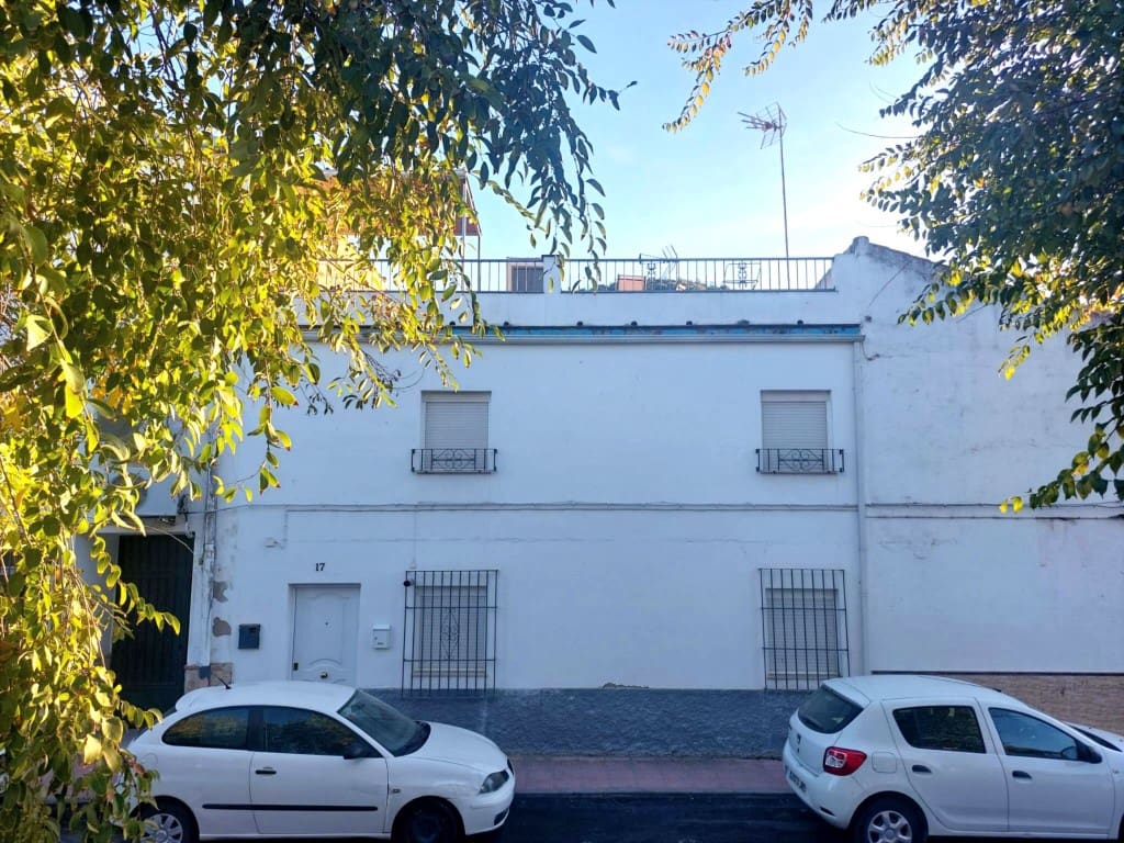 3 bedroom Townhouse for sale in Noguerones with pool - € 59,000 (Ref: 9498017)