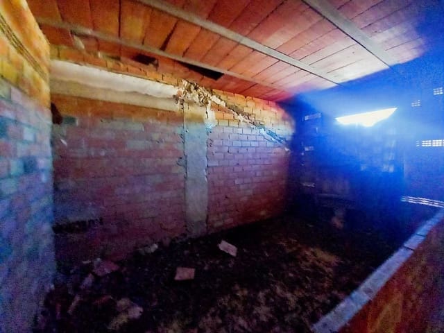 Maison de Ville à vendre à Noguerones, Alcaudete - 18 000 € (Ref: 9528851)