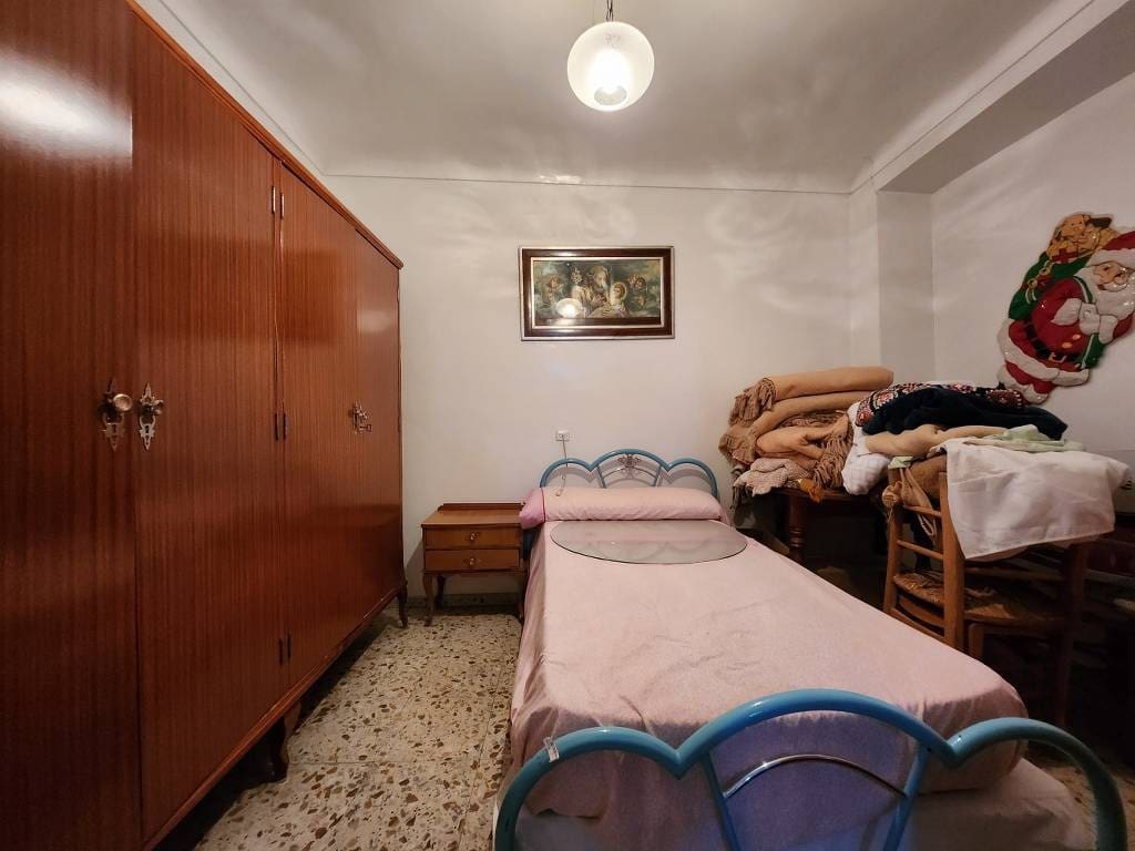 7 soveværelse Byhus til salg i Luque med swimmingpool garage - € 89.000 (Ref: 9558668)