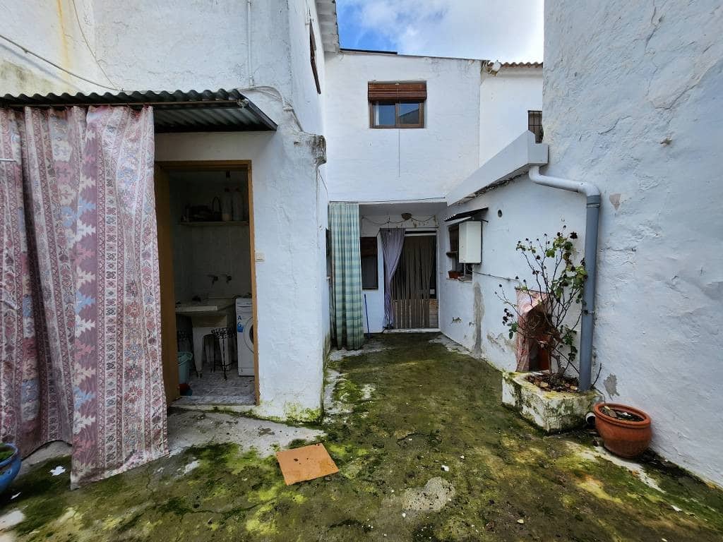 7 soveværelse Byhus til salg i Luque med swimmingpool garage - € 89.000 (Ref: 9558668)