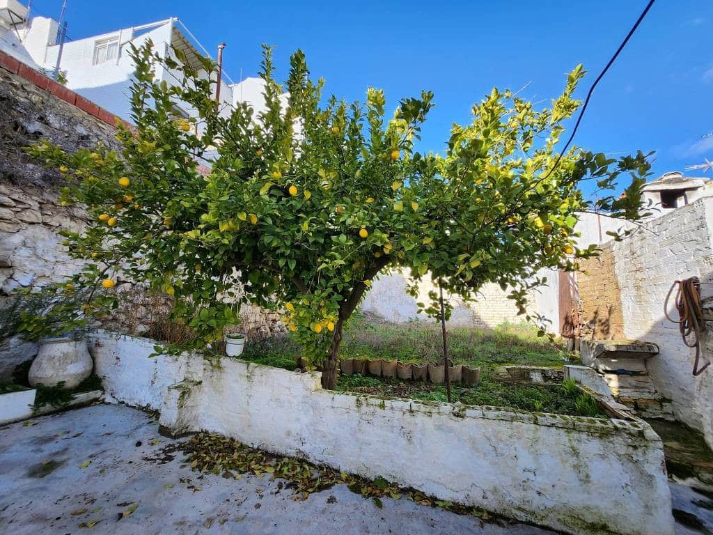 7 soveværelse Byhus til salg i Luque med swimmingpool garage - € 89.000 (Ref: 9558668)