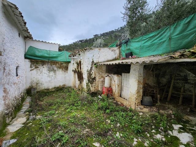 7 makuuhuone Maalaistalo myytävänä paikassa Las Piedras, Rute - 45 000 € (Ref: 9558669)