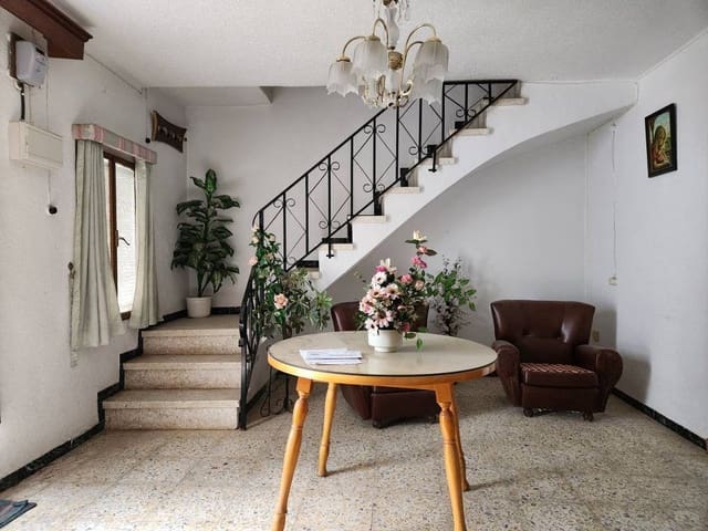 4 soverom Hus til salgs i Zambra, Rute med garasje - € 75 000 (Ref: 9558670)