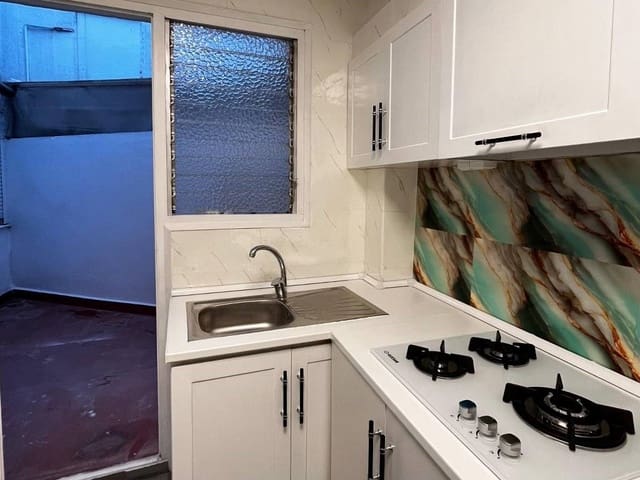 Apartamento de 4 habitaciones en Luque en venta con piscina - 74.900 € (Ref: 9586362)