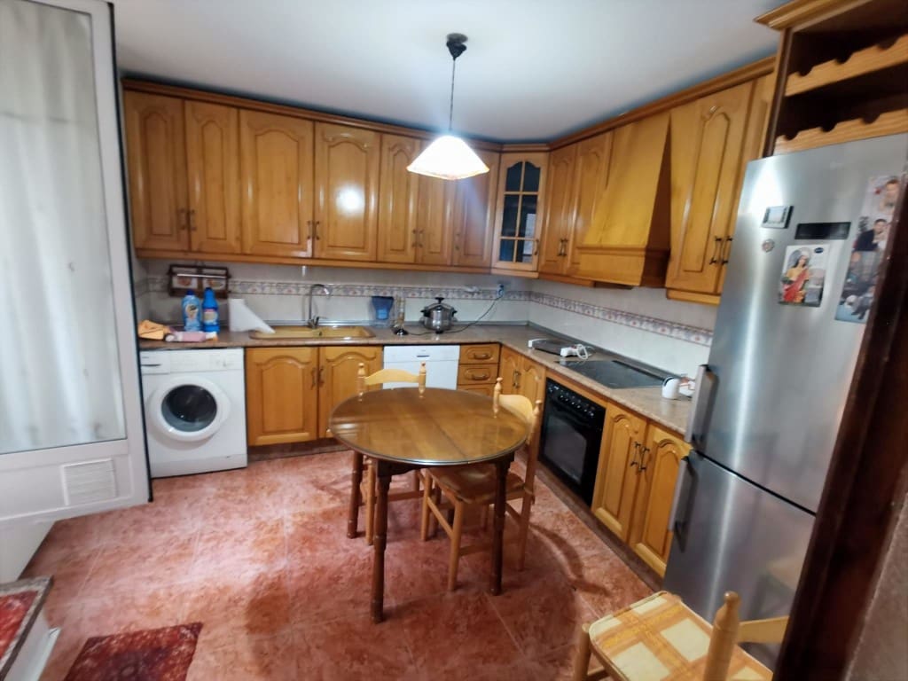 3 sypialnia Dom na sprzedaż w Martos - 77 950 € (Ref: 9598600)