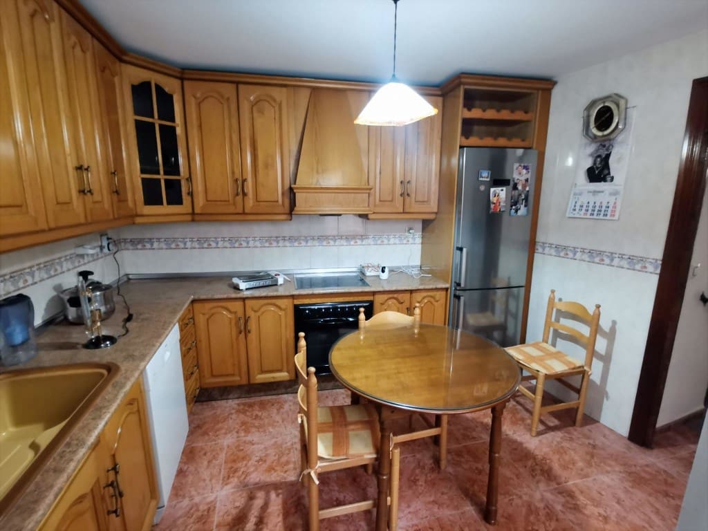 3 sypialnia Dom na sprzedaż w Martos - 77 950 € (Ref: 9598600)