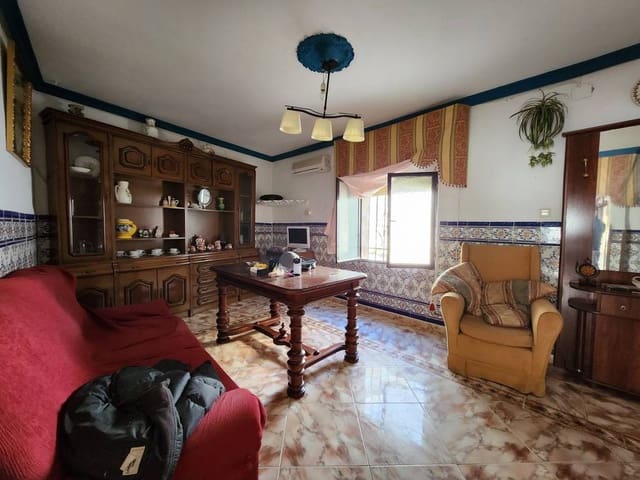 4 sypialnia Dom na sprzedaż w Luque z basenem garażem - 39 900 € (Ref: 9607991)