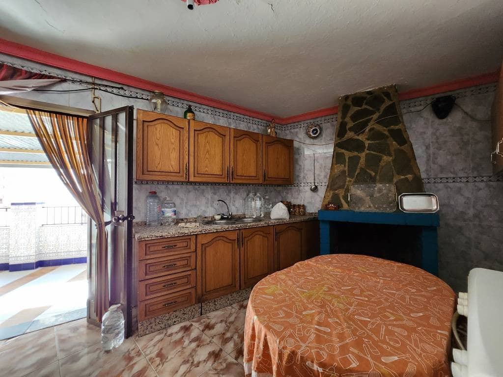 4 sypialnia Dom na sprzedaż w Luque z basenem garażem - 39 900 € (Ref: 9607991)