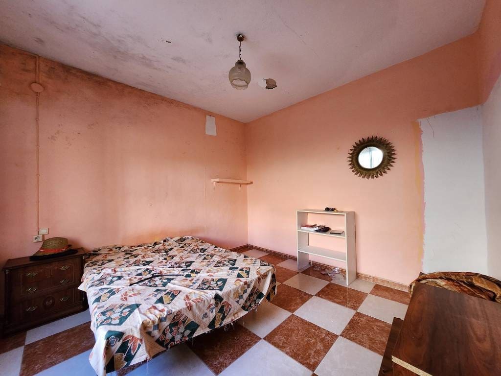 4 sypialnia Dom na sprzedaż w Luque z basenem garażem - 39 900 € (Ref: 9607991)