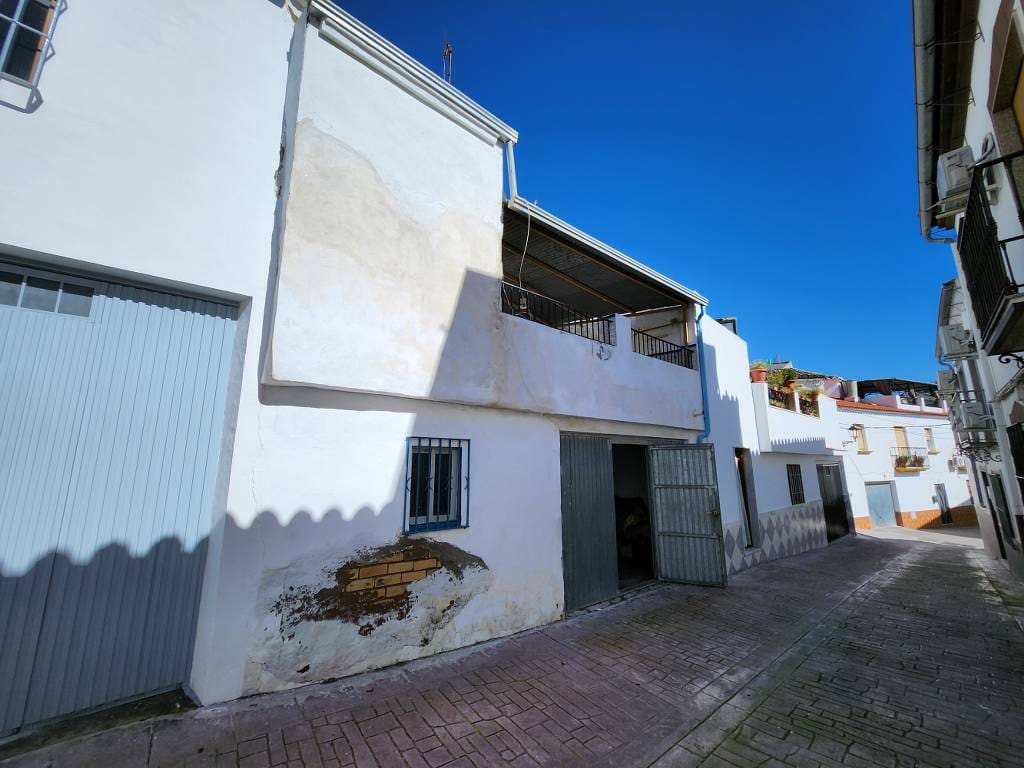 4 sypialnia Dom na sprzedaż w Luque z basenem garażem - 39 900 € (Ref: 9607991)