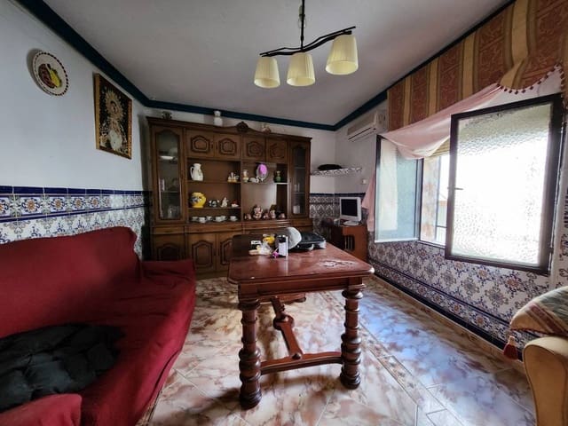 4 sypialnia Dom na sprzedaż w Luque z basenem garażem - 39 900 € (Ref: 9607991)