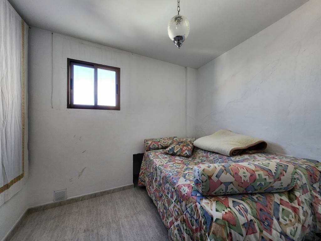 Casa de 5 habitaciones en Luque en venta con piscina - 44.900 € (Ref: 9619582)