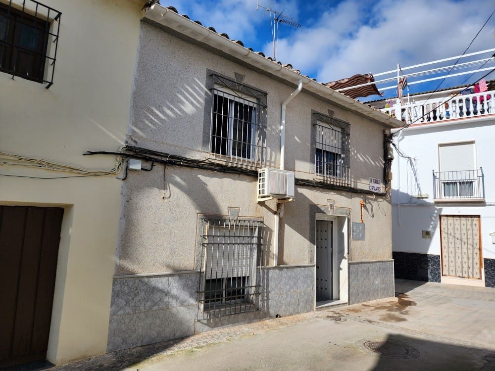 3 makuuhuone Omakotitalo myytävänä paikassa Priego de Cordoba - 55 000 € (Ref: 9619583)