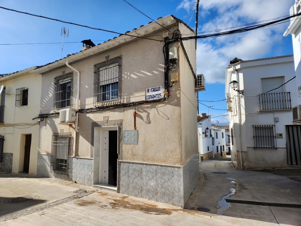 3 makuuhuone Omakotitalo myytävänä paikassa Priego de Cordoba - 55 000 € (Ref: 9619583)