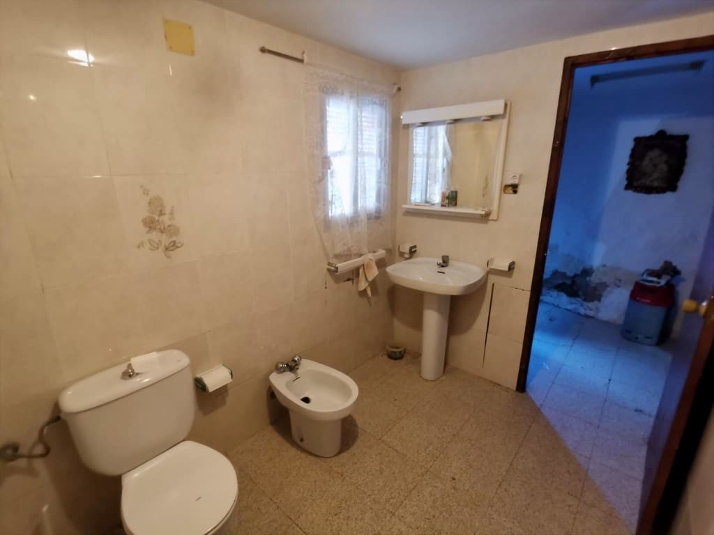 4 chambre Maison de Ville à vendre à Noguerones - 40 000 € (Ref: 9640675)