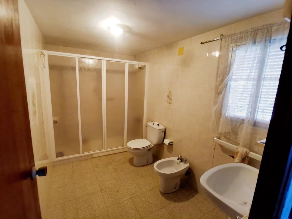 4 chambre Maison de Ville à vendre à Noguerones - 40 000 € (Ref: 9640675)