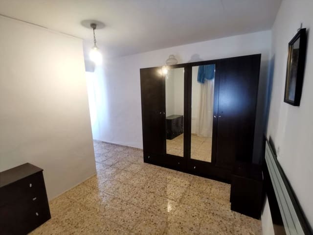 4 sypialnia Dom na sprzedaż w Noguerones, Alcaudete - 40 000 € (Ref: 9640675)