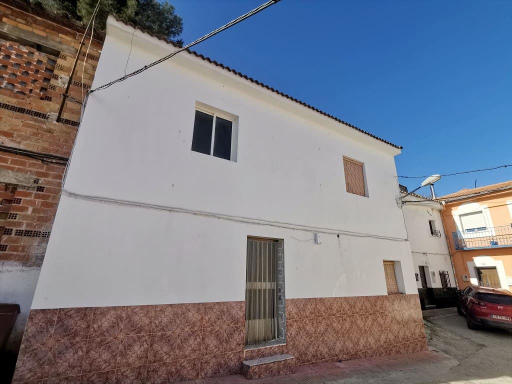 4 chambre Maison de Ville à vendre à Noguerones - 40 000 € (Ref: 9640675)