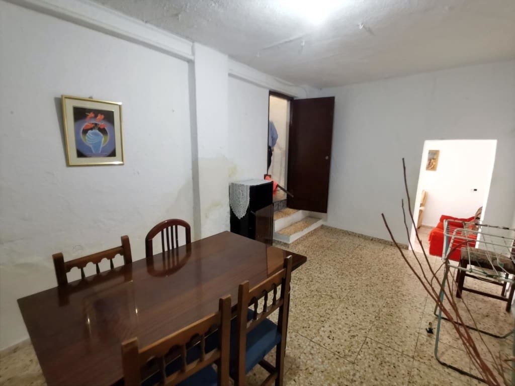 4 chambre Maison de Ville à vendre à Noguerones - 40 000 € (Ref: 9640675)