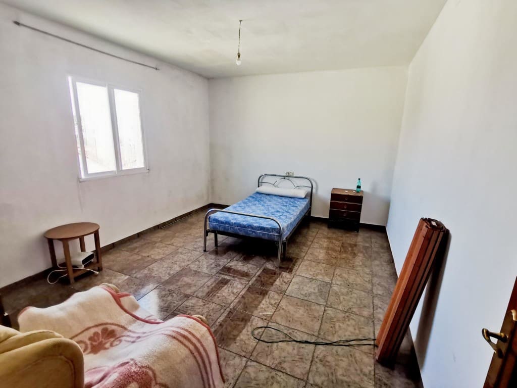 4 chambre Maison de Ville à vendre à Noguerones - 40 000 € (Ref: 9640675)