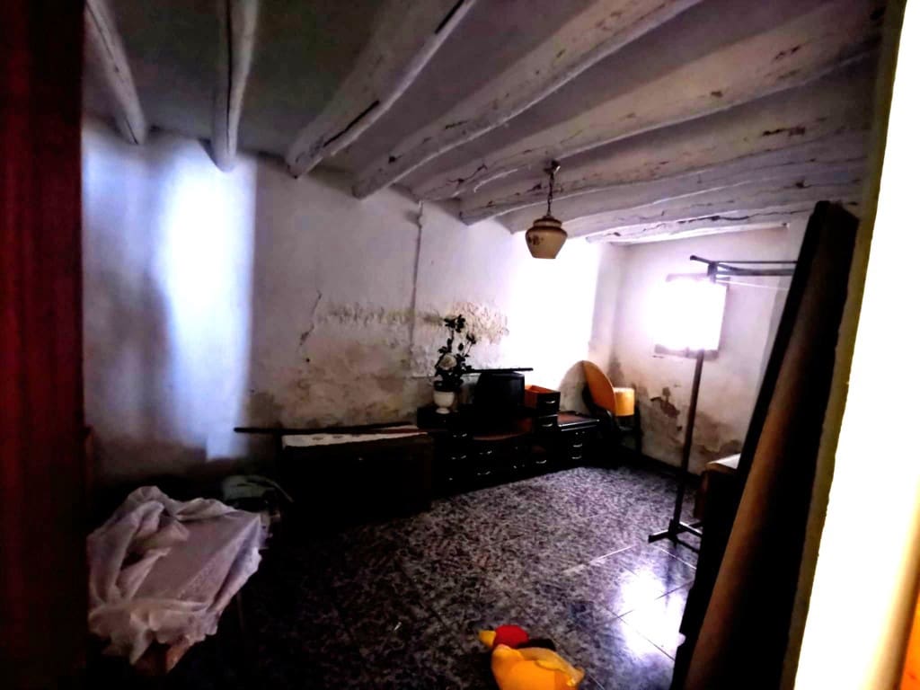 4 chambre Maison de Ville à vendre à Noguerones - 40 000 € (Ref: 9640675)