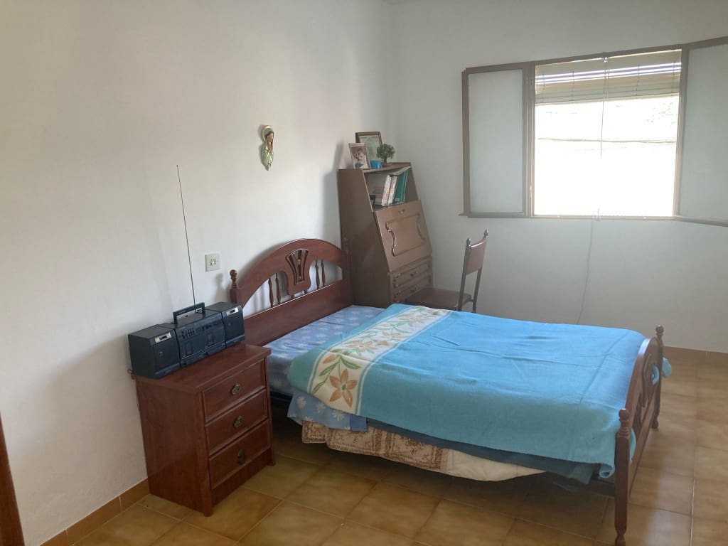 4 Zimmer Haus zu verkaufen in El Higueral mit Garage - 81.000 € (Ref: 9648040)