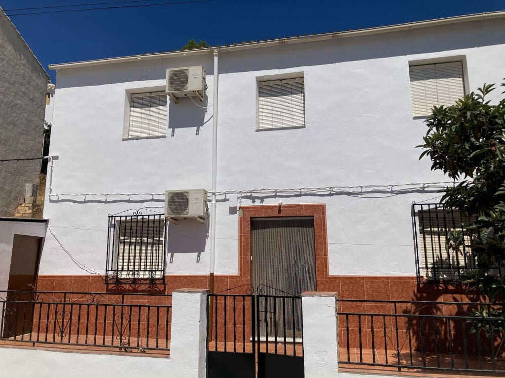 4 Zimmer Haus zu verkaufen in El Higueral mit Garage - 81.000 € (Ref: 9648040)