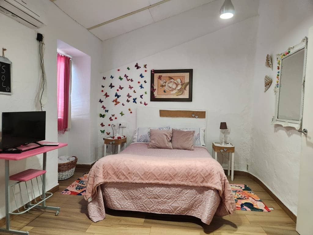 3 bedroom Townhouse for sale in Baena with pool garage - € 79,900 (Ref: 9659327)