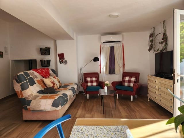 3 bedroom Townhouse for sale in Baena with pool garage - € 79,900 (Ref: 9659327)