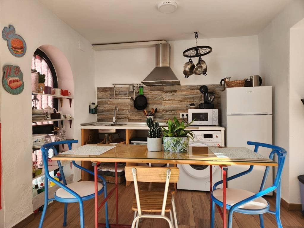 3 bedroom Townhouse for sale in Baena with pool garage - € 79,900 (Ref: 9659327)