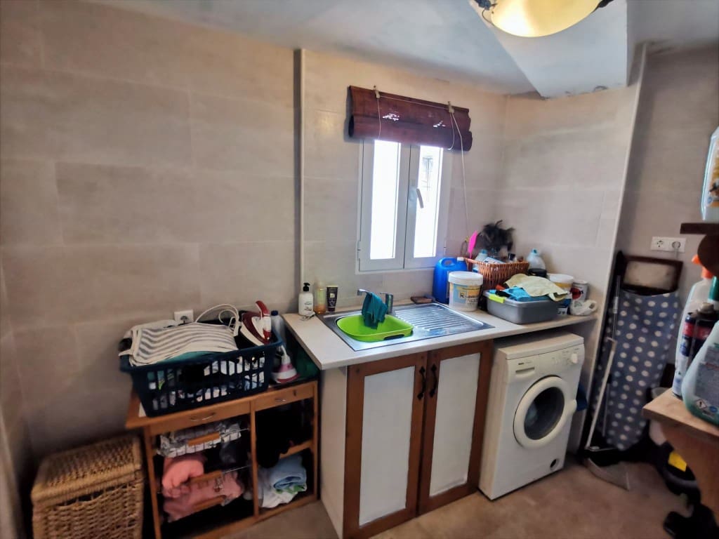 3 bedroom Townhouse for sale in Fuente-Tojar with pool - € 92,750 (Ref: 9665263)