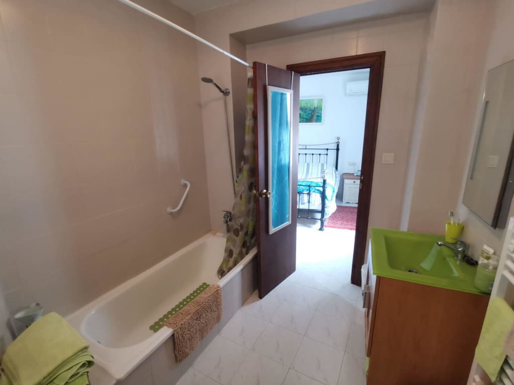 3 bedroom Townhouse for sale in Fuente-Tojar with pool - € 92,750 (Ref: 9665263)