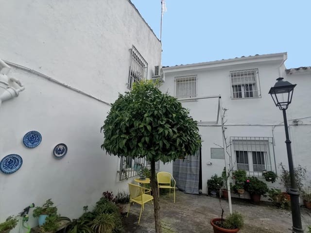 3 bedroom Townhouse for sale in Fuente-Tójar with pool - € 92,750 (Ref: 9665263)