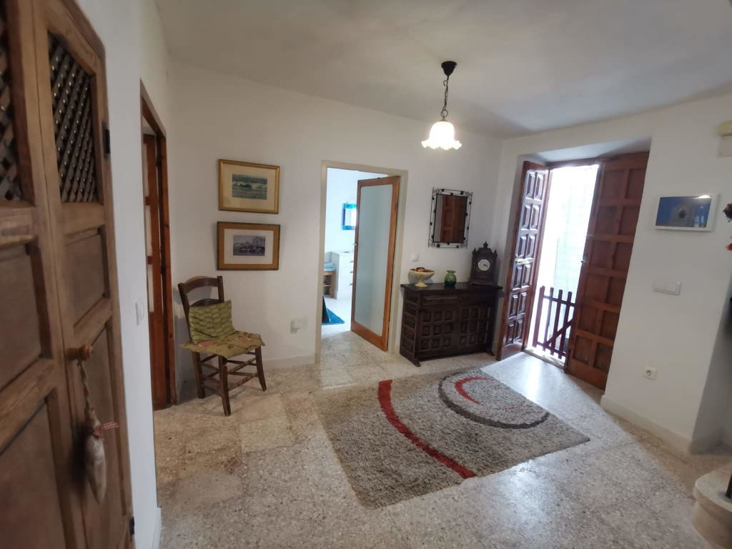 3 bedroom Townhouse for sale in Fuente-Tojar with pool - € 92,750 (Ref: 9665263)