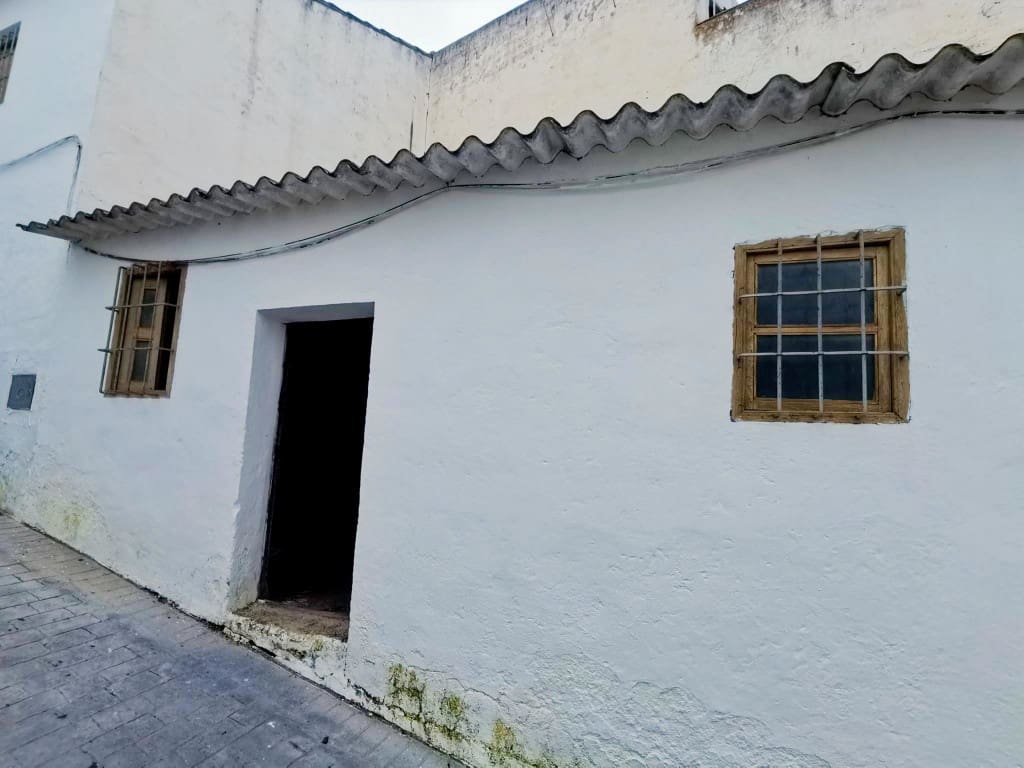 3 bedroom Townhouse for sale in Fuente-Tojar with pool - € 92,750 (Ref: 9665263)