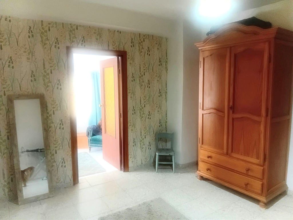 Casa de 3 habitaciones en Fuente-Tójar en venta con piscina - 92.750 € (Ref: 9665263)
