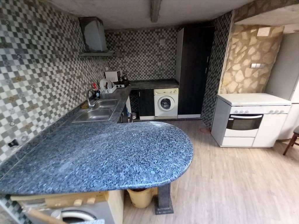 4 soverom Hus til salgs i Martos med svømmebasseng - € 43 000 (Ref: 9671194)