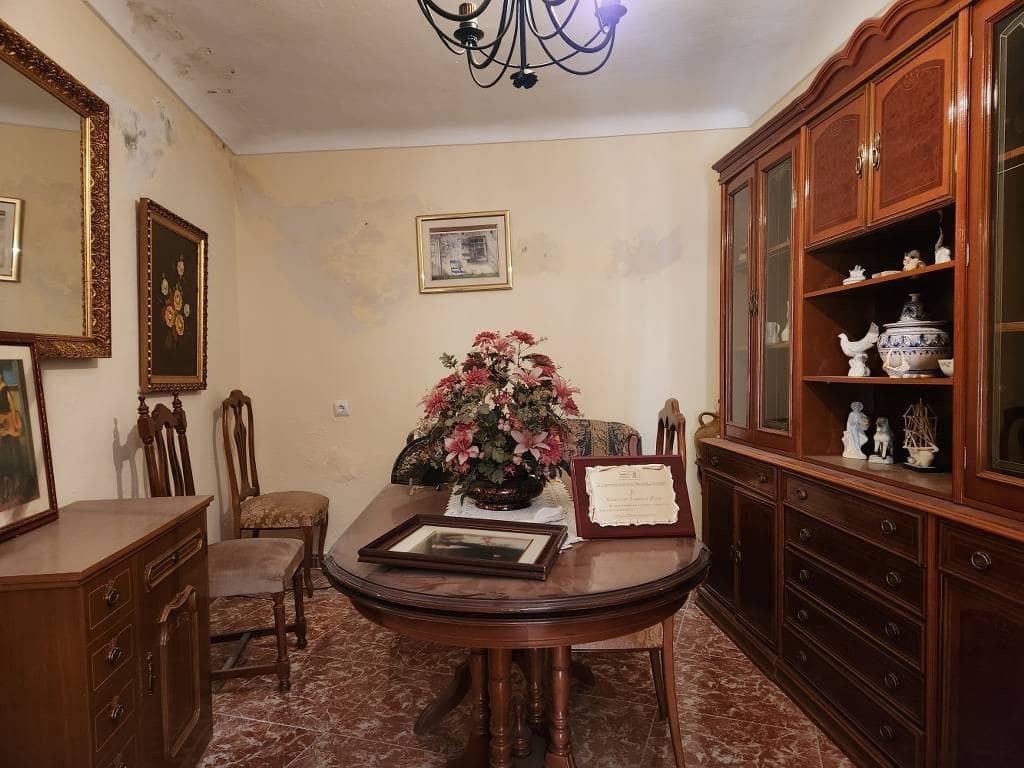 4 sypialnia Dom na sprzedaż w Luque z basenem - 55 000 € (Ref: 9686329)